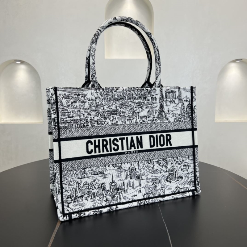 Dior Shopping Bags